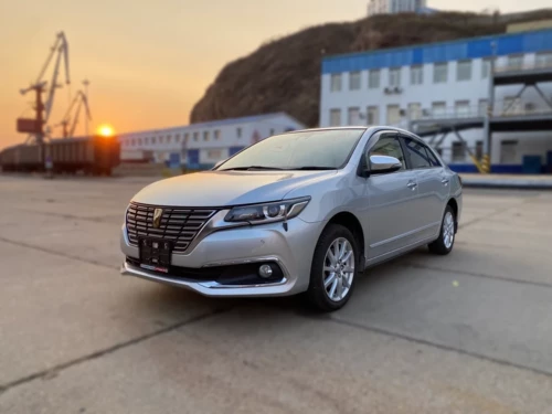 Toyota Premio T260 на фоне заката