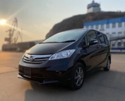 Honda Freed первое поколение 2016 год черный
