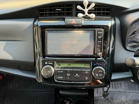Toyota Corolla Fielder E160 мультимедия