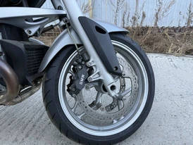 BMW R1200R
