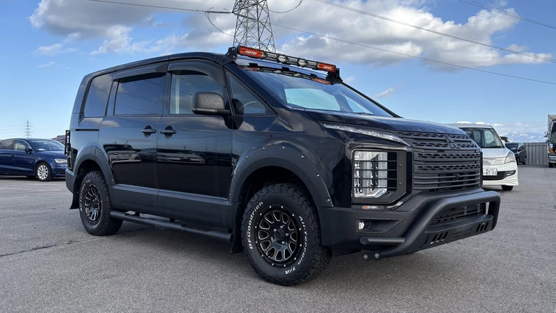 Mitsubishi Delica D5