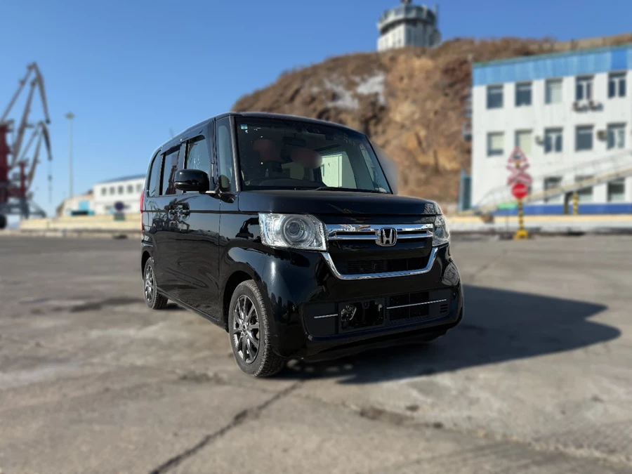 Honda N-Box JF4