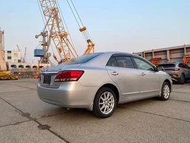 Toyota Premio T260