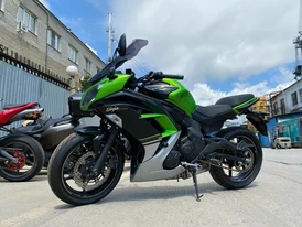 Kawasaki Ninja 400 мотоцикл зеленый