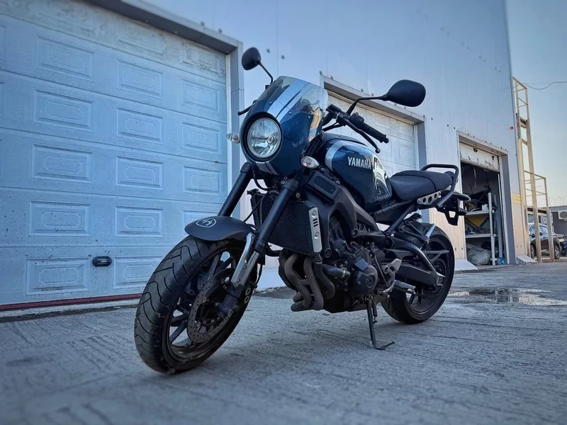 Yamaha XVS950 Bolt