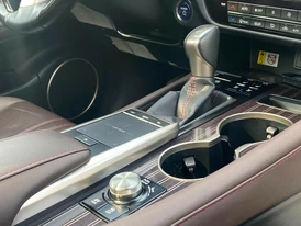 Lexus RX450h салон мультимедиа