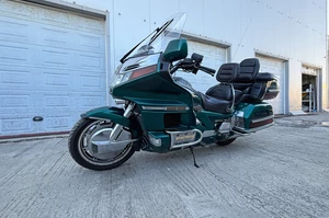 Honda Gold Wing 1500 зеленый