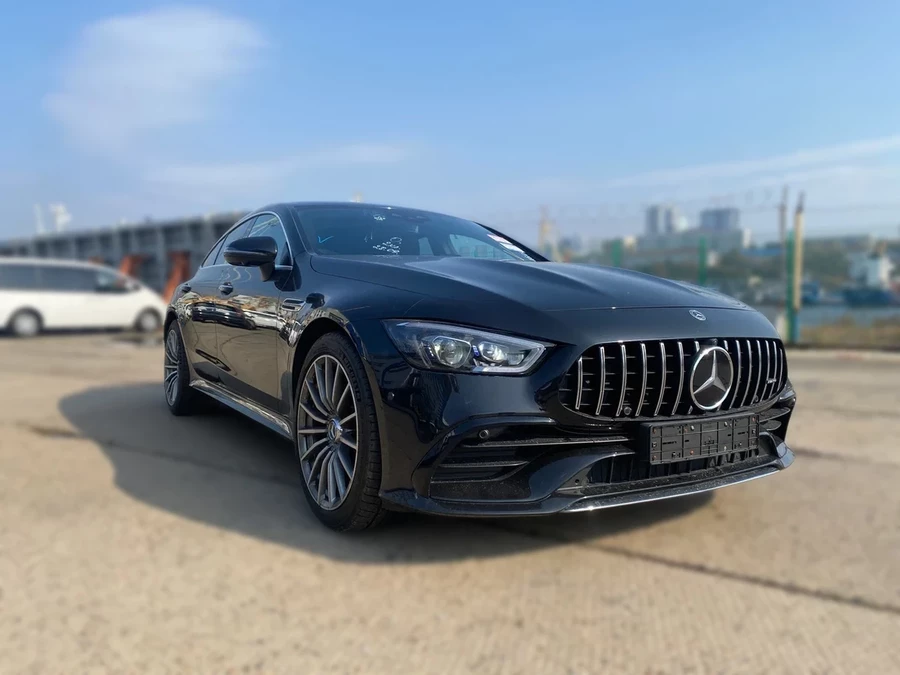 Mercedes AMG GT43
