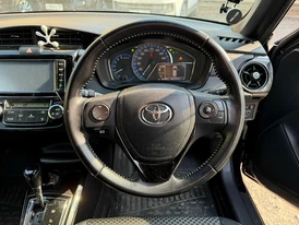 Toyota Corolla Fielder E160 салон