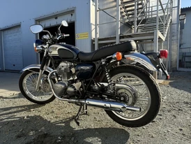 Kawasaki W800