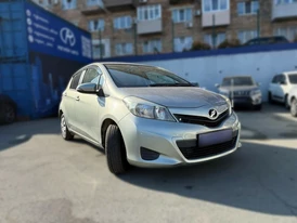 Toyota Vitz KSP130 кузов фары