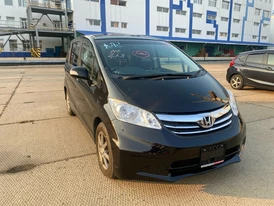 Honda Freed первое поколение кузов фары