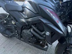 Suzuki GSX-S750