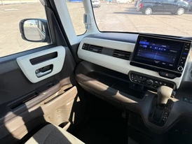 Honda N-Box JF4 мультимедиа