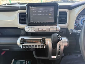 Suzuki Xbee салон  мультимедиа