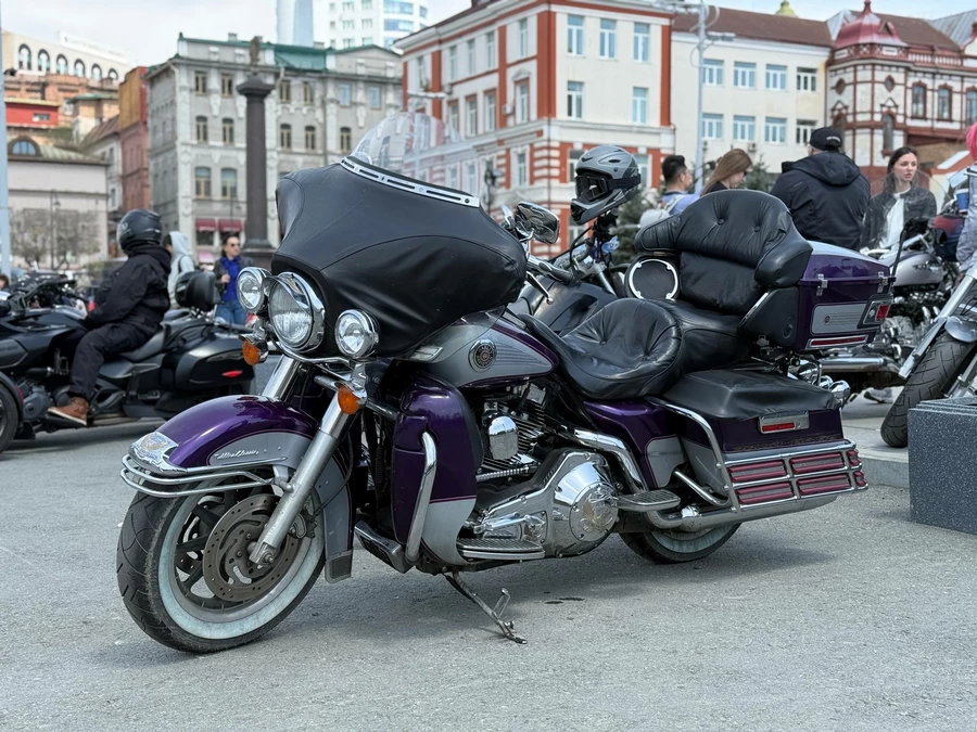 Harley Davinson на дороге