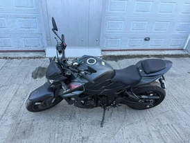 Suzuki GSX-S750