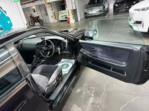 Nissan Skyline 1995