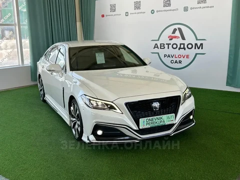 Toyota Crown 2018