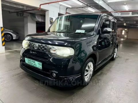 Nissan Cube 2011