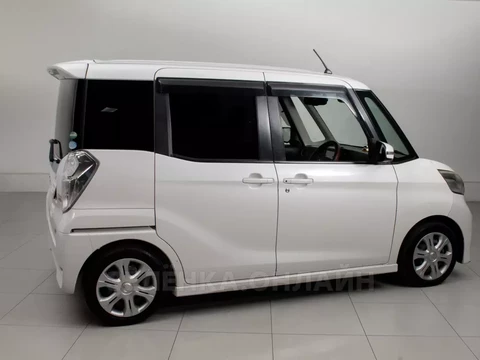 Nissan DAYZ Roox 2015