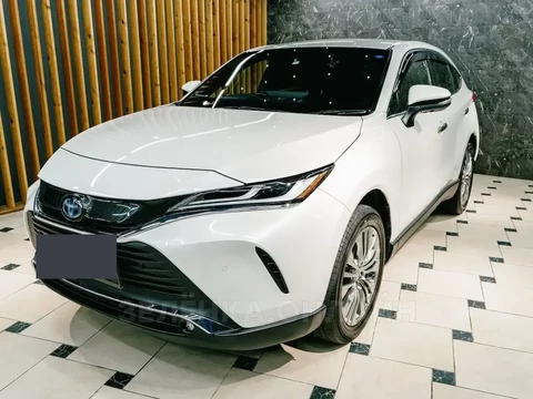 Toyota Harrier 2020