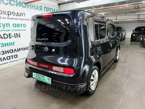 Nissan Cube 2011