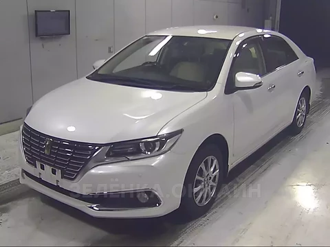 Toyota Premio 2021