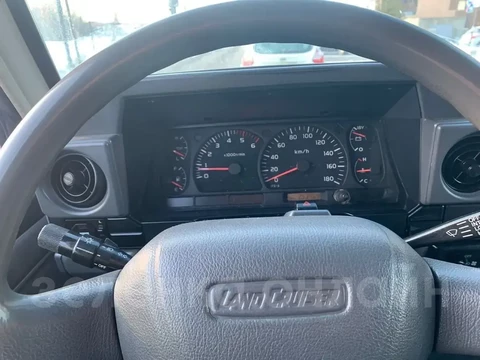 Toyota Land Cruiser 2009