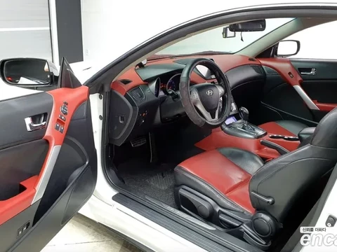 Hyundai Genesis Coupe 2009
