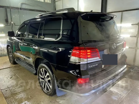 Lexus LX 2008