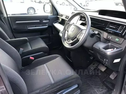 Honda Stepwgn 2018