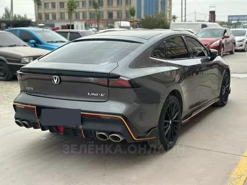 Changan UNI-V 2022