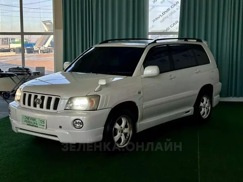 Toyota Kluger 2000