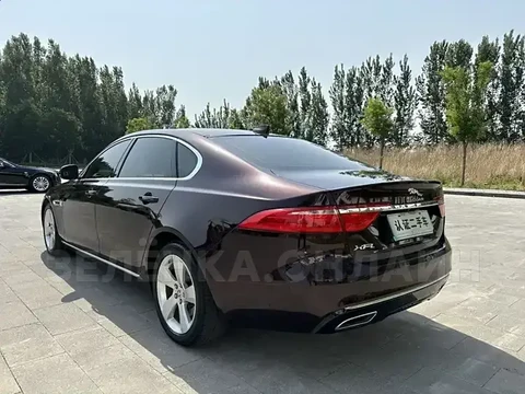 Jaguar XF 2021