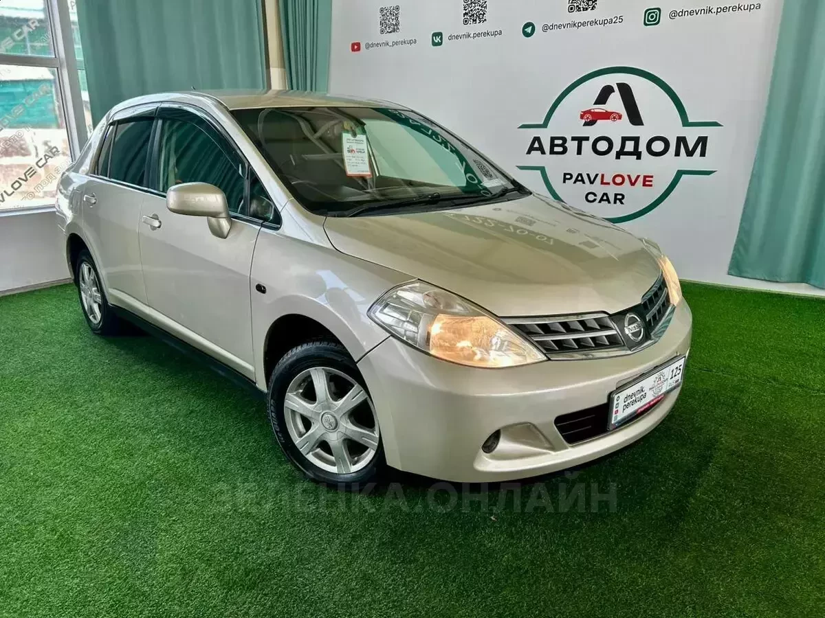 Nissan Tiida 2010