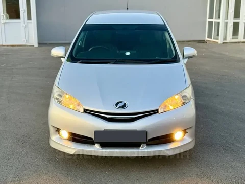 Toyota Wish 2015