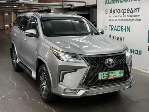 Toyota Fortuner 2021