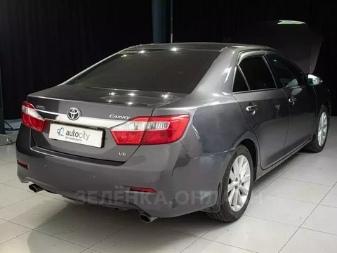 Toyota Camry 2011