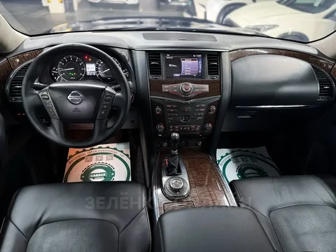 Nissan Patrol 2010