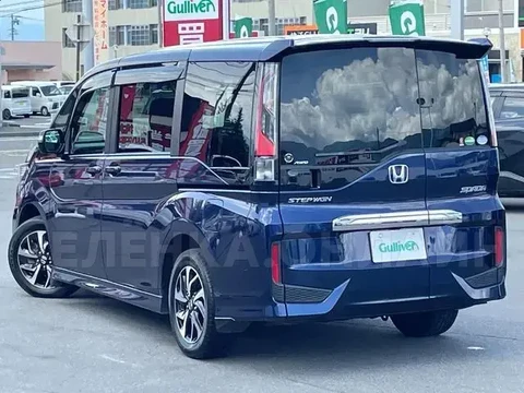 Honda Stepwgn 2021