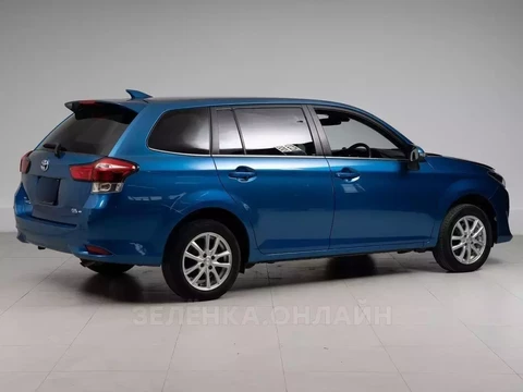 Toyota Corolla Fielder 2016