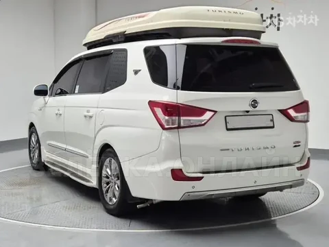 SsangYong Korando Turismo 2017