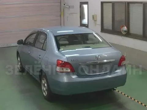 Toyota Belta 2011