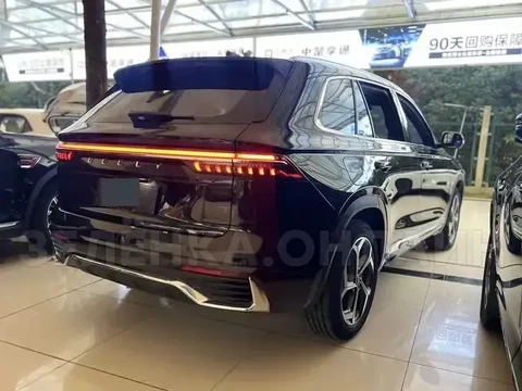 Geely Monjaro 2021