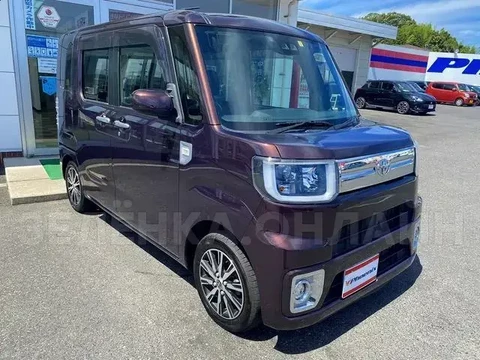 Toyota Pixis Mega 2018