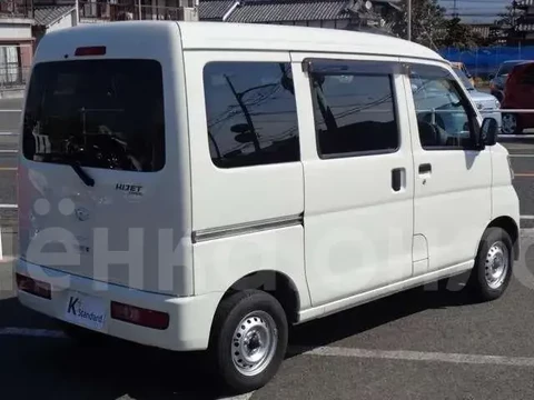 Daihatsu Hijet 2018