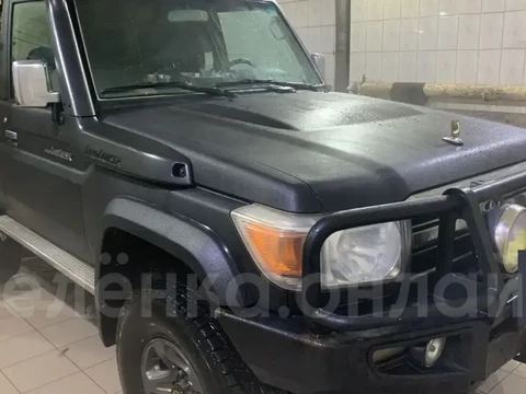 Toyota Land Cruiser 2009