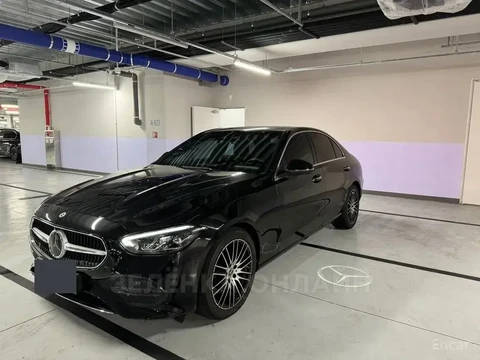 Mercedes-Benz C-Класс 2024