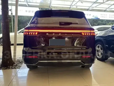 Geely Monjaro 2021